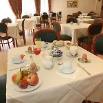 オアージ デル ディスチェポリ ホテル 3*